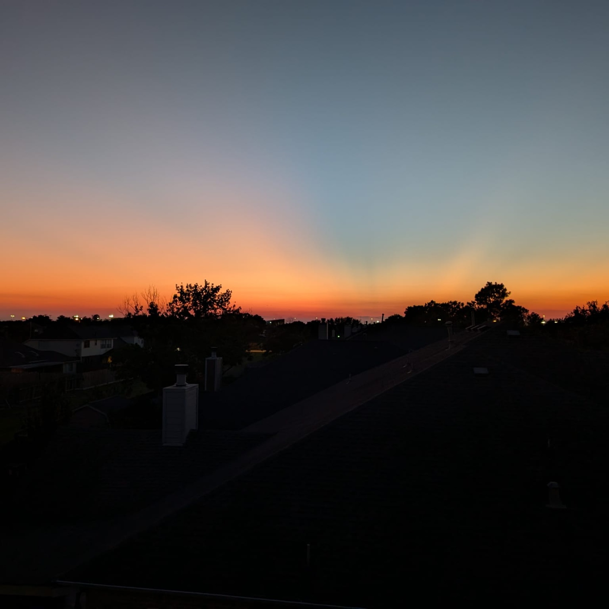 Sun's Goodnight Wave